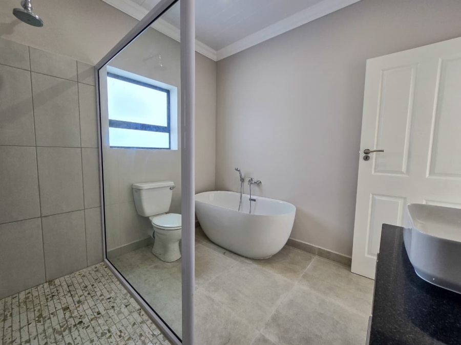 3 Bedroom Property for Sale in Stilbaai Wes Western Cape